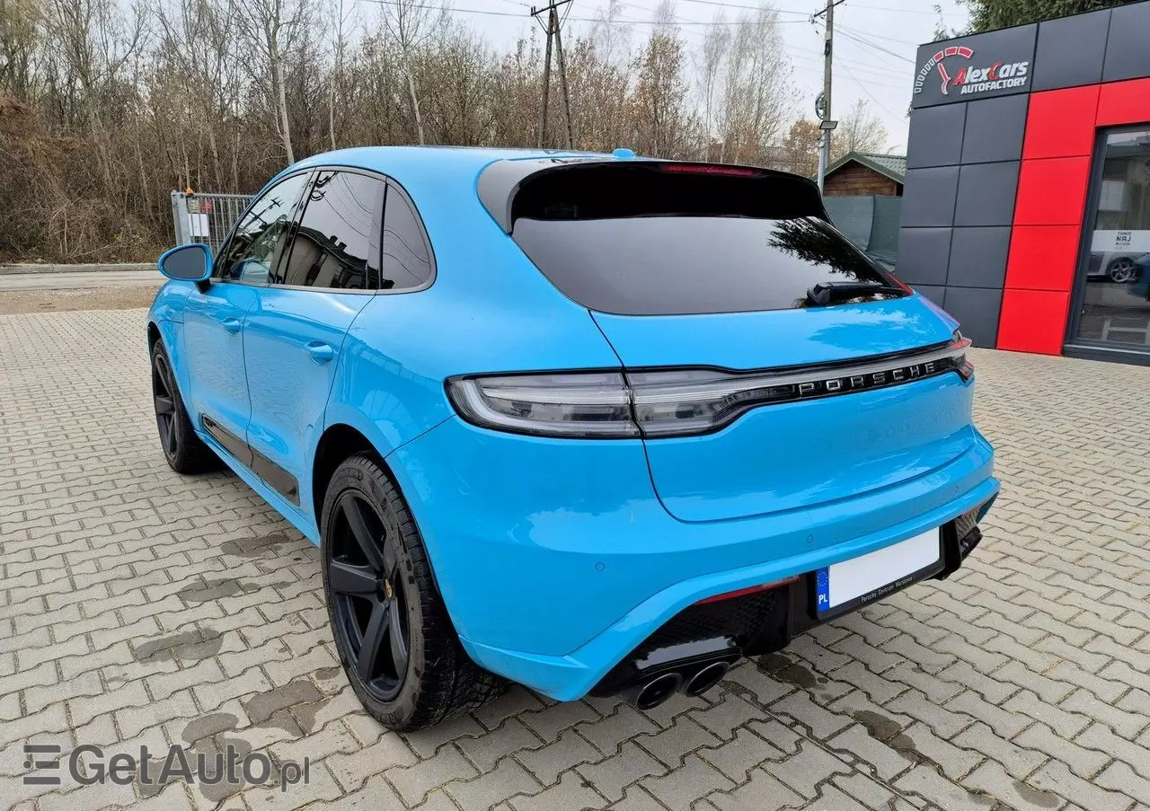 PORSCHE Macan Standard