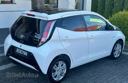TOYOTA Aygo 