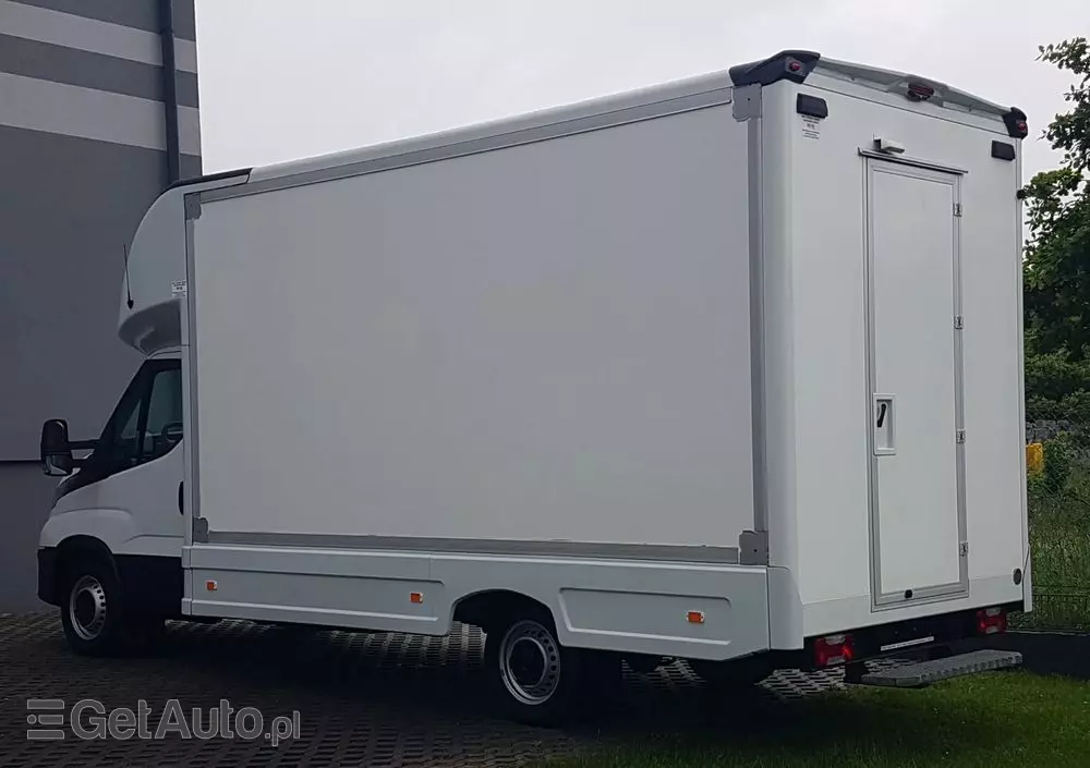 IVECO DAILY KONTENER NISKOPODŁOGOWY 4,43x2,23x2,42 SKLEP FOODTRUCK BAR KLIMA KONIOWÓZ KAMPER 