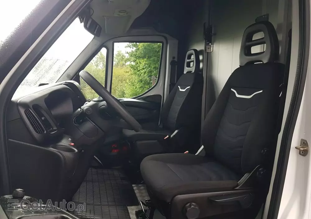 IVECO DAILY KONTENER NISKOPODŁOGOWY 4,43x2,23x2,42 SKLEP FOODTRUCK BAR KLIMA KONIOWÓZ KAMPER 
