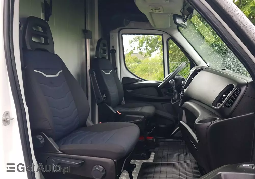 IVECO DAILY KONTENER NISKOPODŁOGOWY 4,43x2,23x2,42 SKLEP FOODTRUCK BAR KLIMA KONIOWÓZ KAMPER 