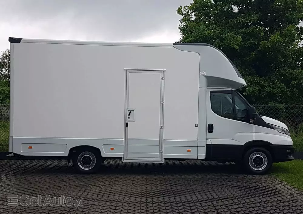 IVECO DAILY KONTENER NISKOPODŁOGOWY 4,43x2,23x2,42 SKLEP FOODTRUCK BAR KLIMA KONIOWÓZ KAMPER 
