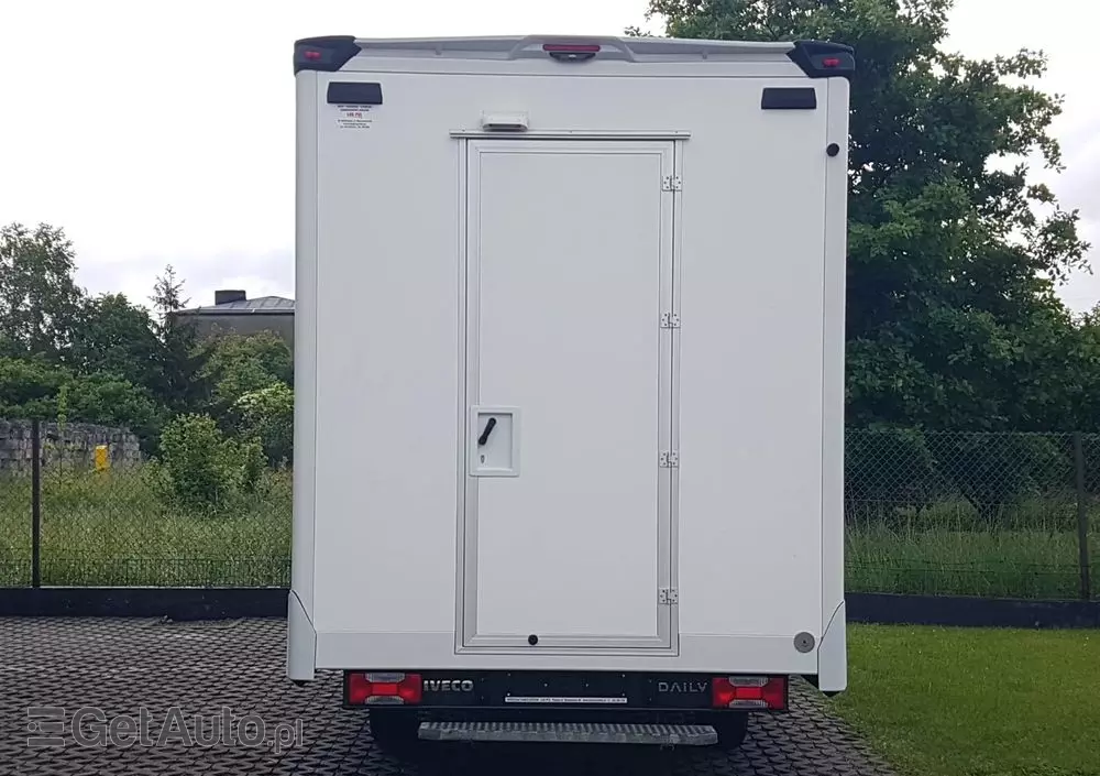 IVECO DAILY KONTENER NISKOPODŁOGOWY 4,43x2,23x2,42 SKLEP FOODTRUCK BAR KLIMA KONIOWÓZ KAMPER 