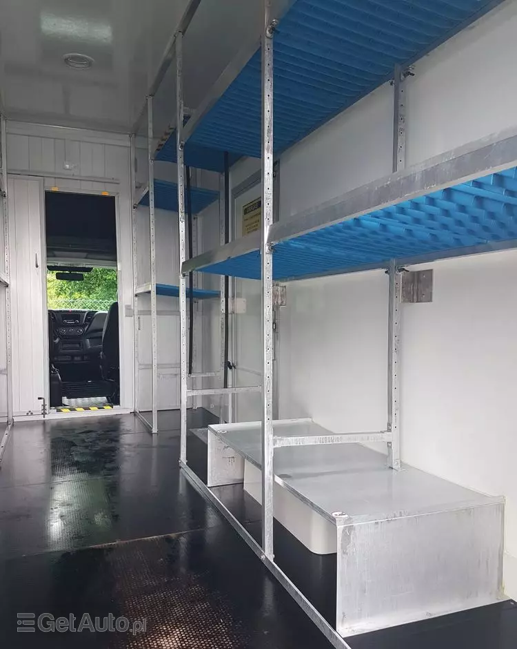 IVECO DAILY KONTENER NISKOPODŁOGOWY 4,43x2,23x2,42 SKLEP FOODTRUCK BAR KLIMA KONIOWÓZ KAMPER 