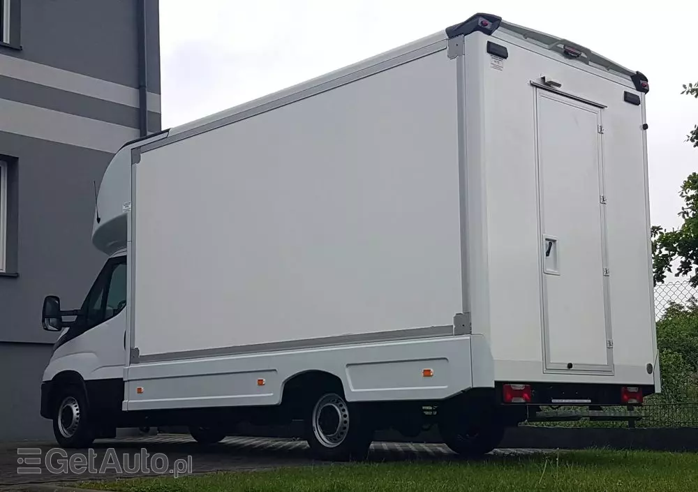 IVECO DAILY KONTENER NISKOPODŁOGOWY 4,43x2,23x2,42 SKLEP FOODTRUCK BAR KLIMA KONIOWÓZ KAMPER 