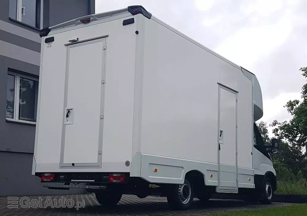 IVECO DAILY KONTENER NISKOPODŁOGOWY 4,43x2,23x2,42 SKLEP FOODTRUCK BAR KLIMA KONIOWÓZ KAMPER 