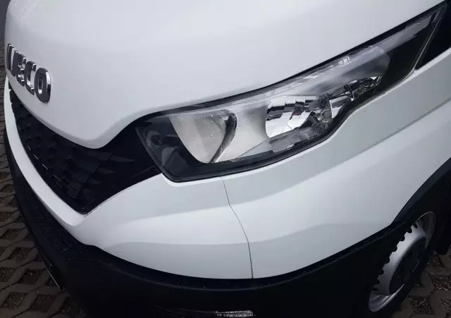 IVECO DAILY KONTENER NISKOPODŁOGOWY 4,43x2,23x2,42 SKLEP FOODTRUCK BAR KLIMA KONIOWÓZ KAMPER 