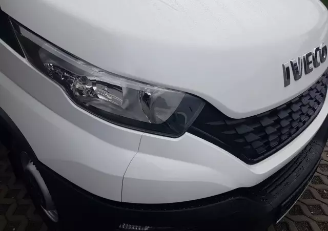 IVECO DAILY KONTENER NISKOPODŁOGOWY 4,43x2,23x2,42 SKLEP FOODTRUCK BAR KLIMA KONIOWÓZ KAMPER 