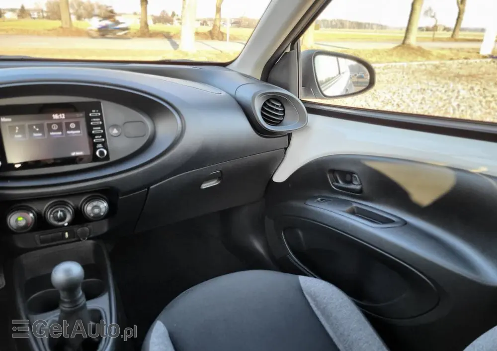 TOYOTA Aygo 1.0 VVT-i Black Edition