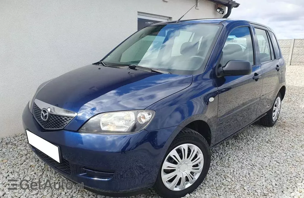 MAZDA 2 
