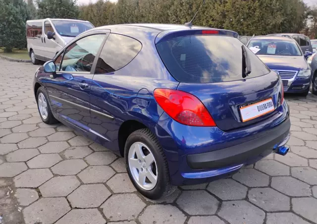 PEUGEOT 207 110 Sport
