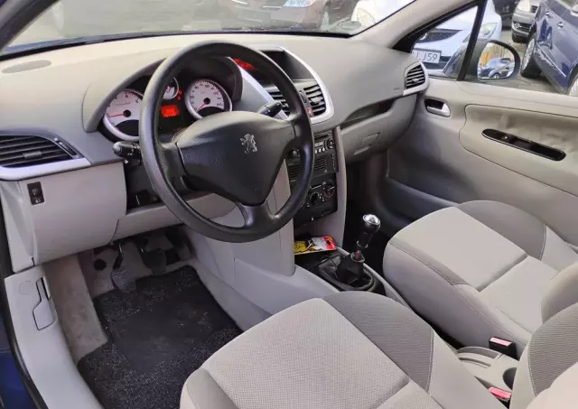 PEUGEOT 207 110 Sport