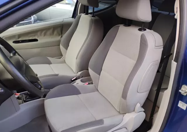 PEUGEOT 207 110 Sport