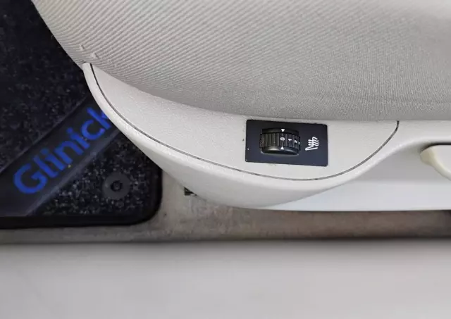 PEUGEOT 207 110 Sport