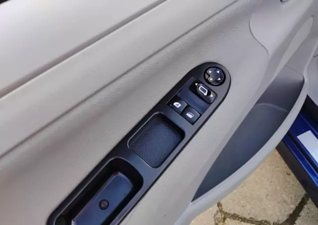 PEUGEOT 207 110 Sport