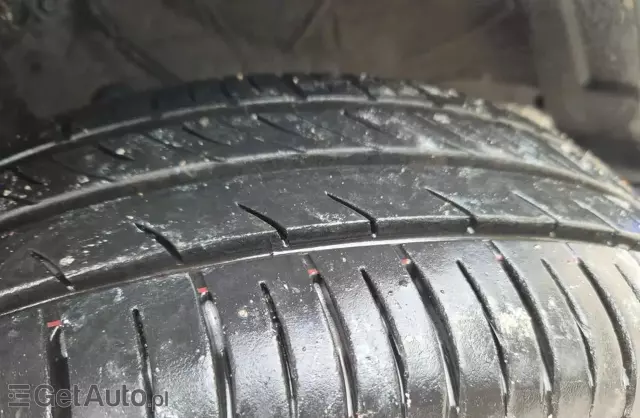 KIA Picanto 1.1i 12V (64 KM)