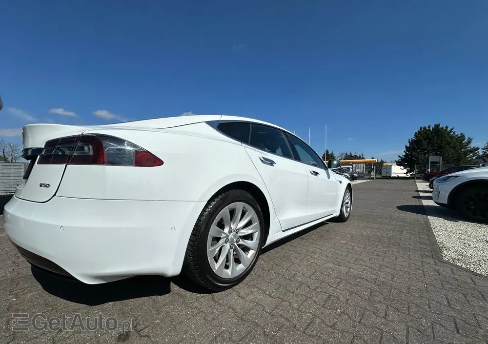 TESLA Model S 90 D