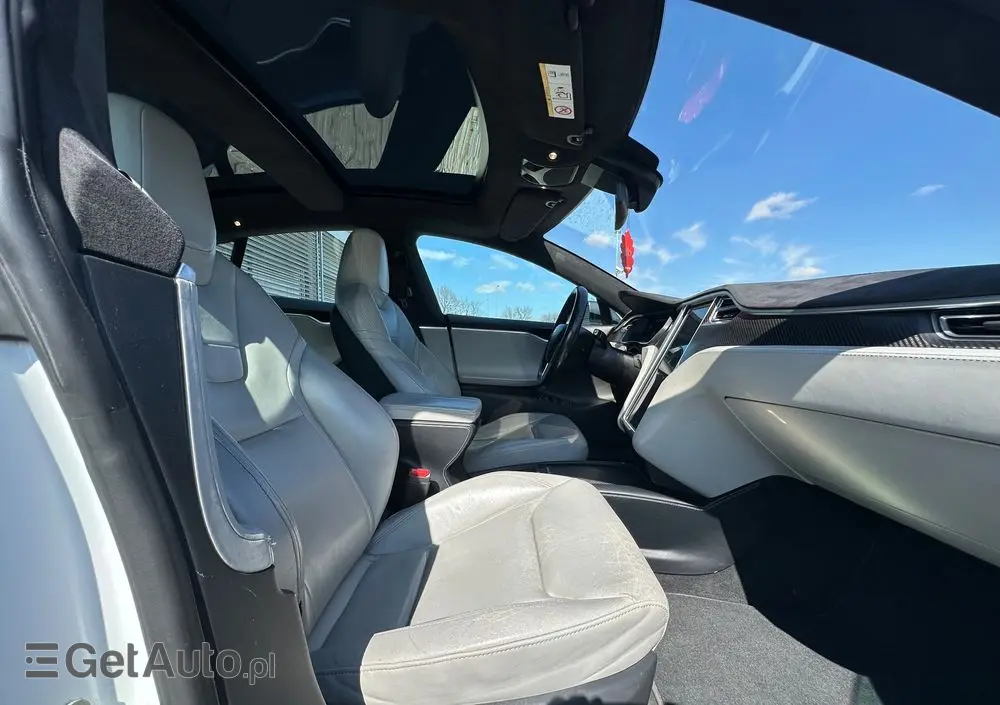 TESLA Model S 90 D