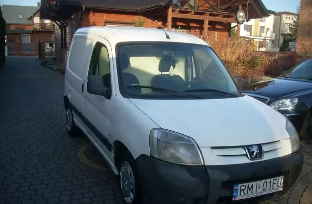 PEUGEOT Partner 