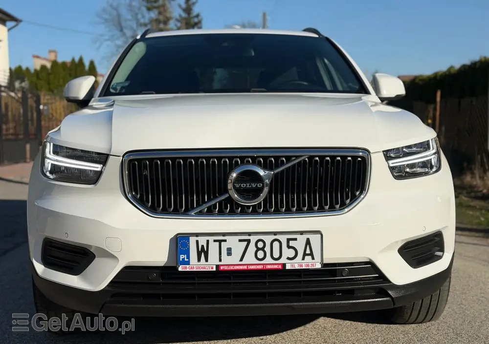 VOLVO XC 40 T3 Momentum
