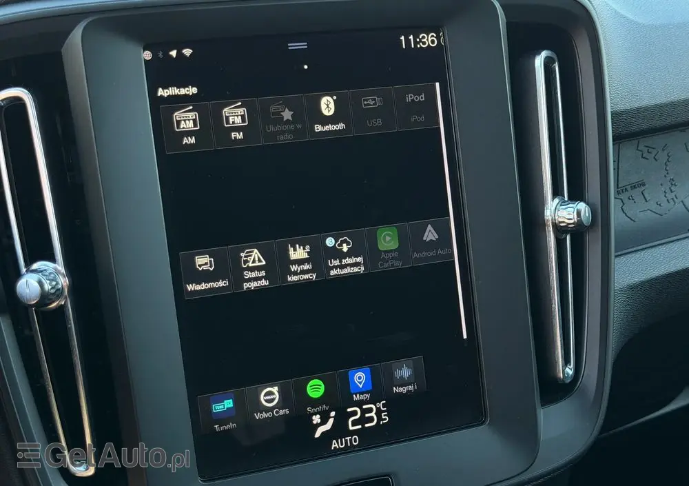 VOLVO XC 40 T3 Momentum