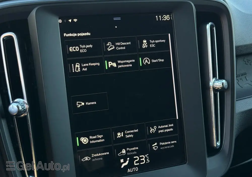 VOLVO XC 40 T3 Momentum