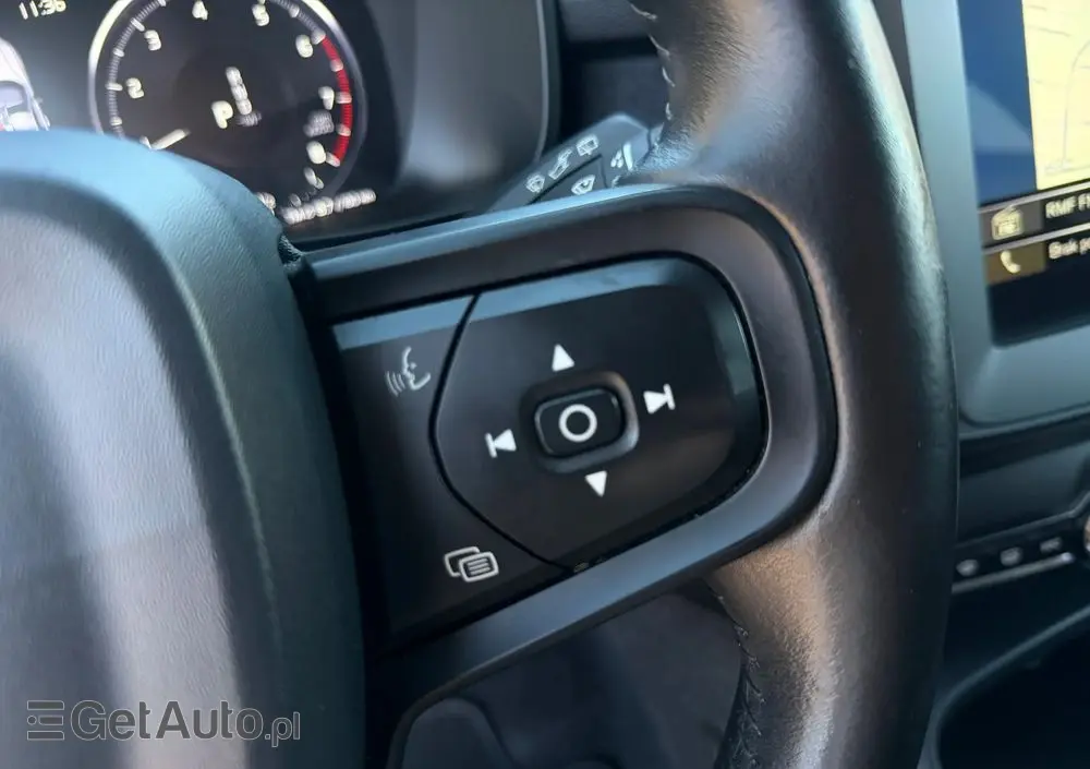 VOLVO XC 40 T3 Momentum