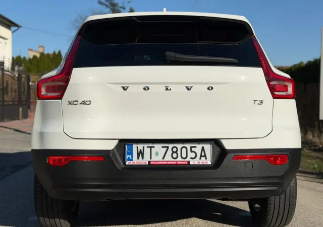 VOLVO XC 40 T3 Momentum
