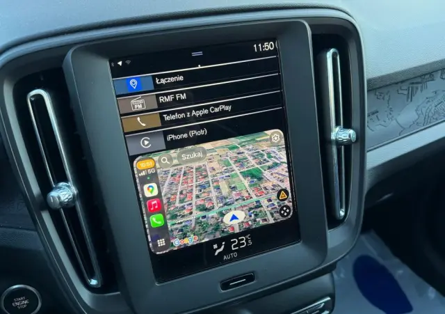 VOLVO XC 40 T3 Momentum