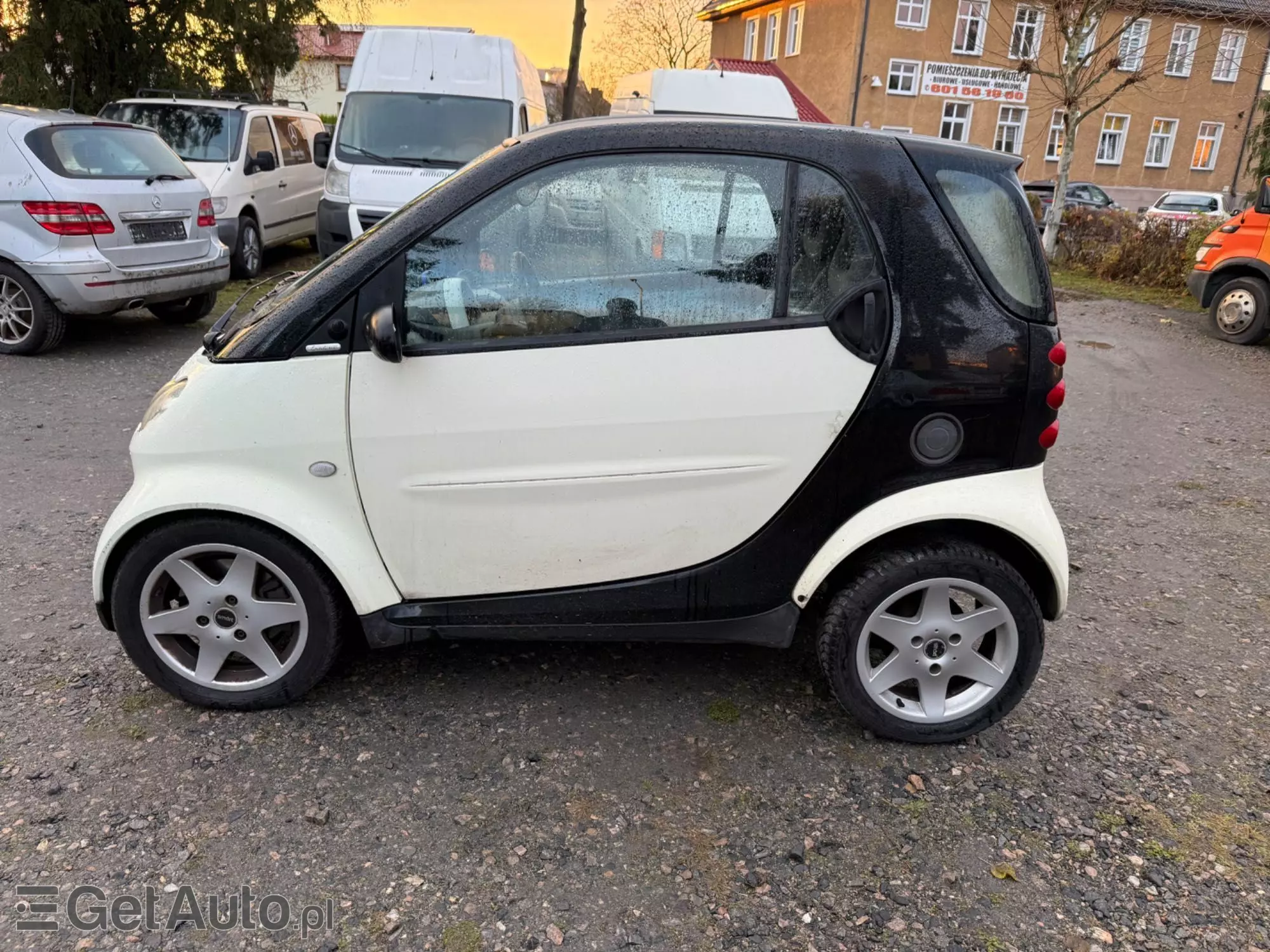 SMART 700 