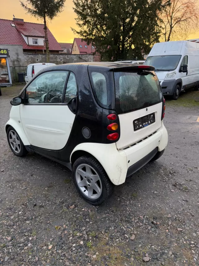 SMART 700 