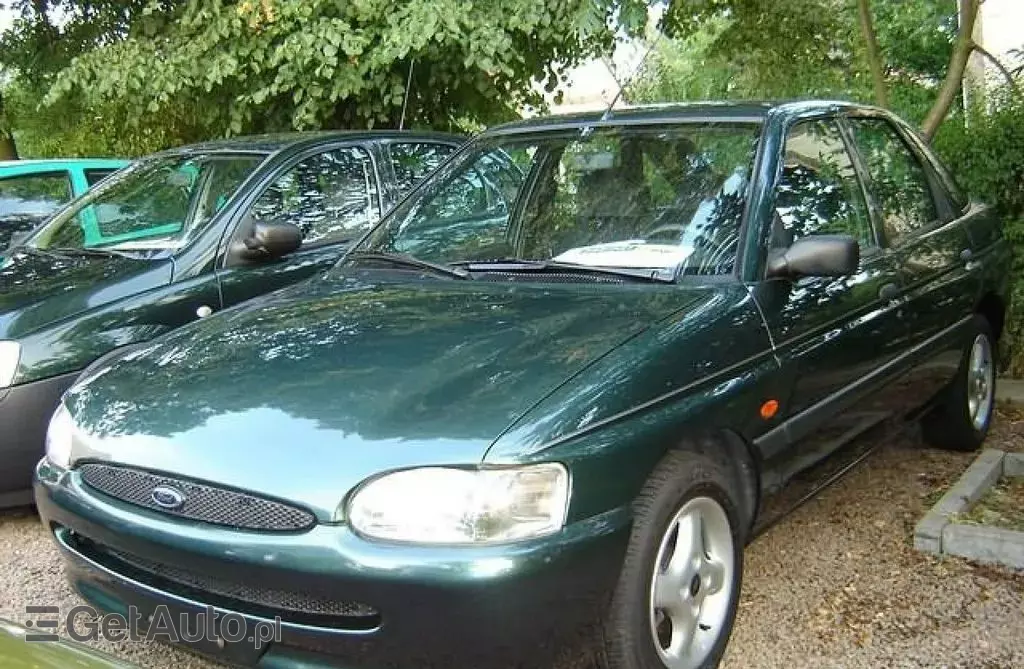 FORD Escort 