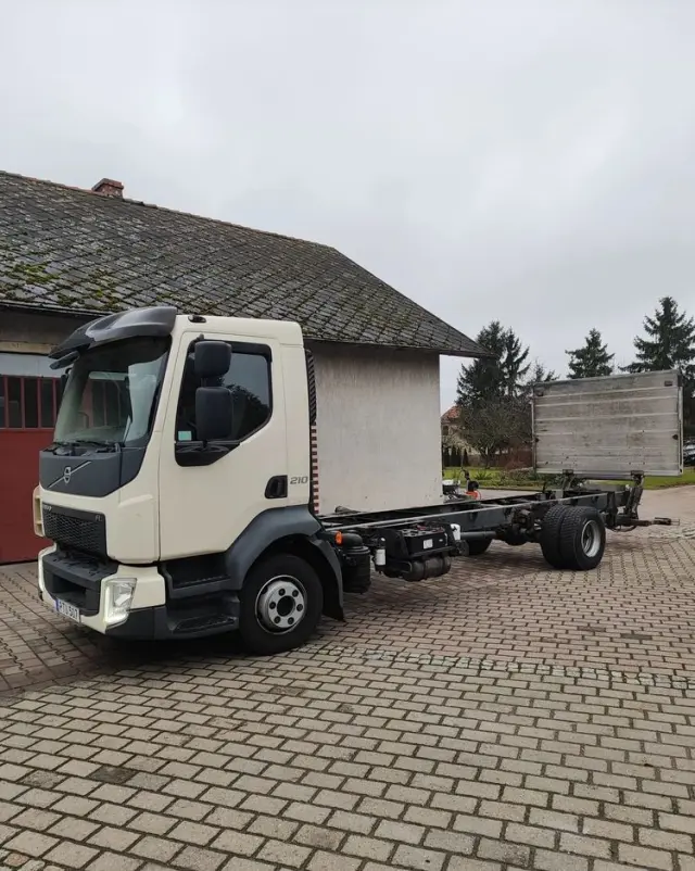 VOLVO FL FL10 FL215 Rama do zabudowy Blokada Mostu DMC10 