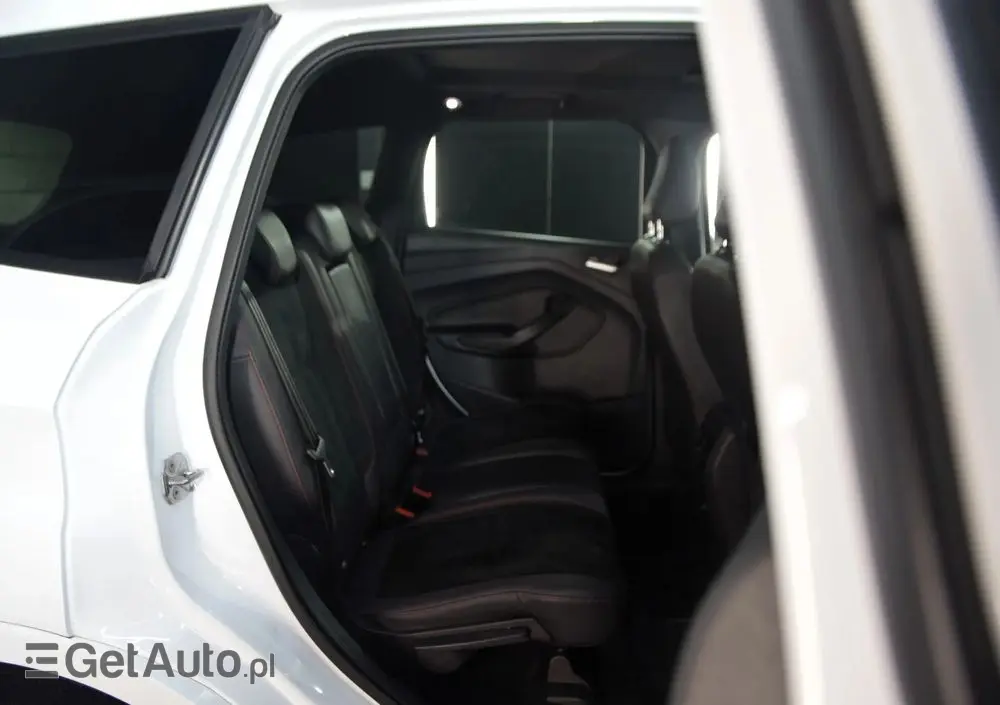 FORD Kuga 1.5 EcoBoost FWD ST-Line