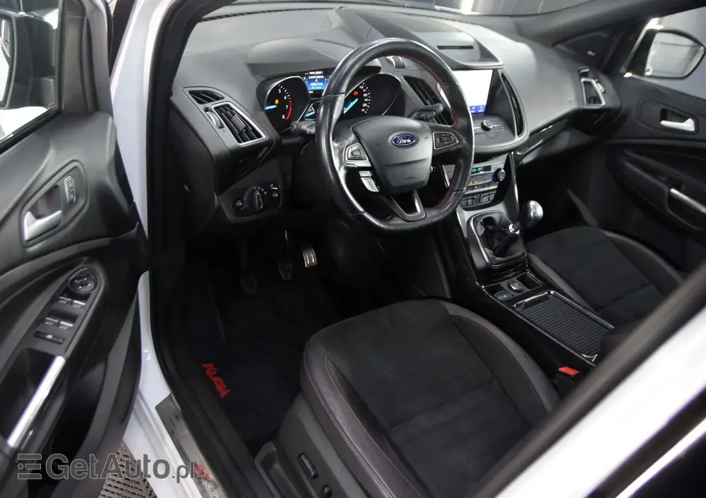 FORD Kuga 1.5 EcoBoost FWD ST-Line