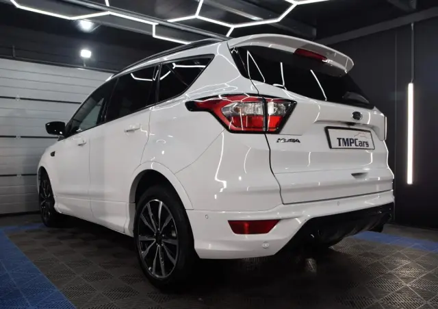 FORD Kuga 1.5 EcoBoost FWD ST-Line