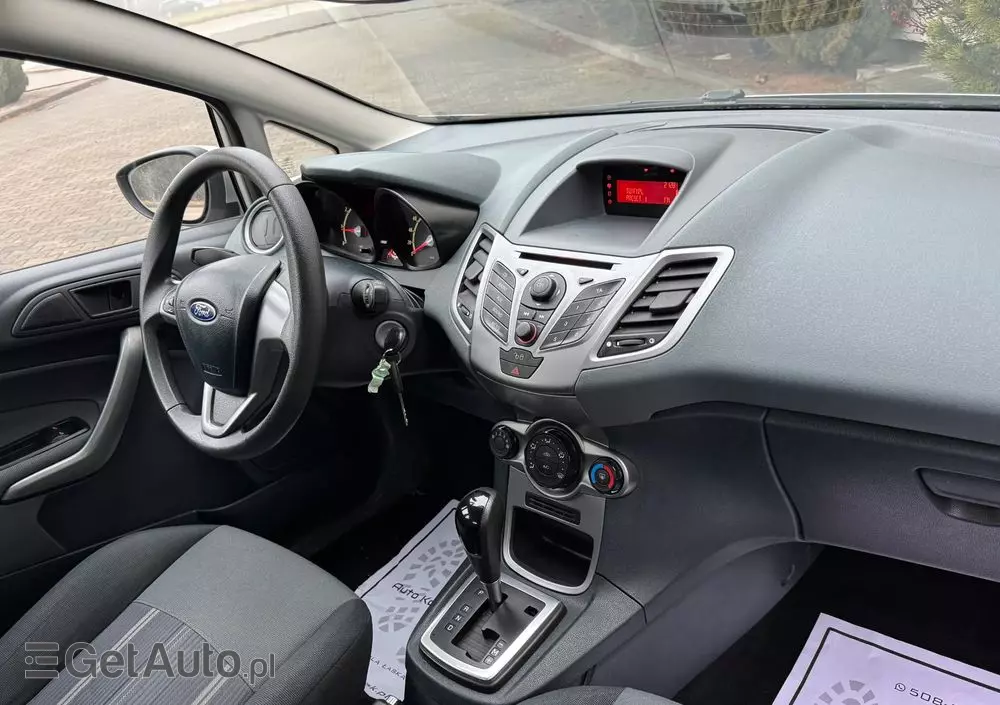 FORD Fiesta 1.4 Autom Ghia