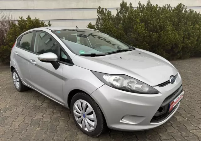 FORD Fiesta 1.4 Autom Ghia