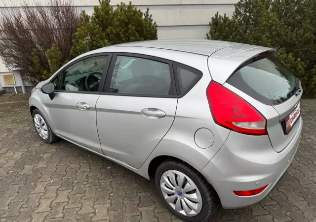 FORD Fiesta 1.4 Autom Ghia