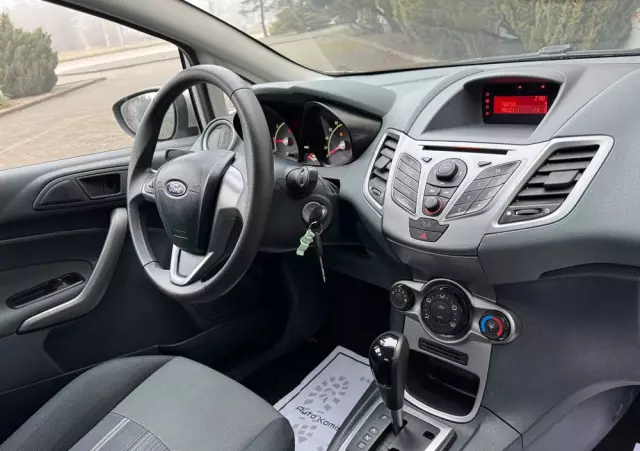 FORD Fiesta 1.4 Autom Ghia