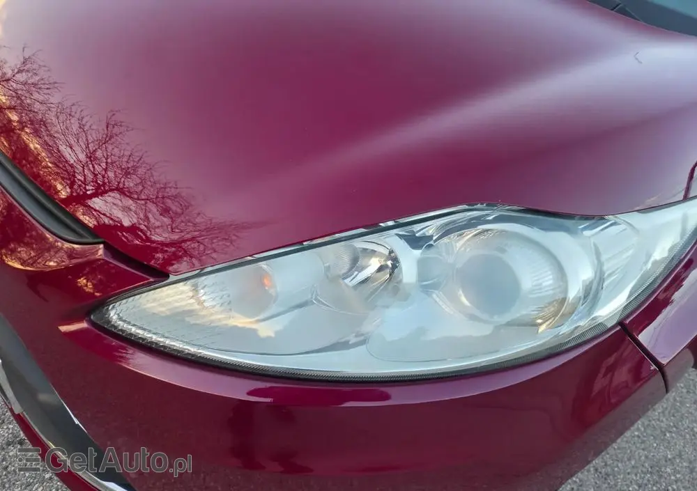 FORD Fiesta 1.4 Champions Edition