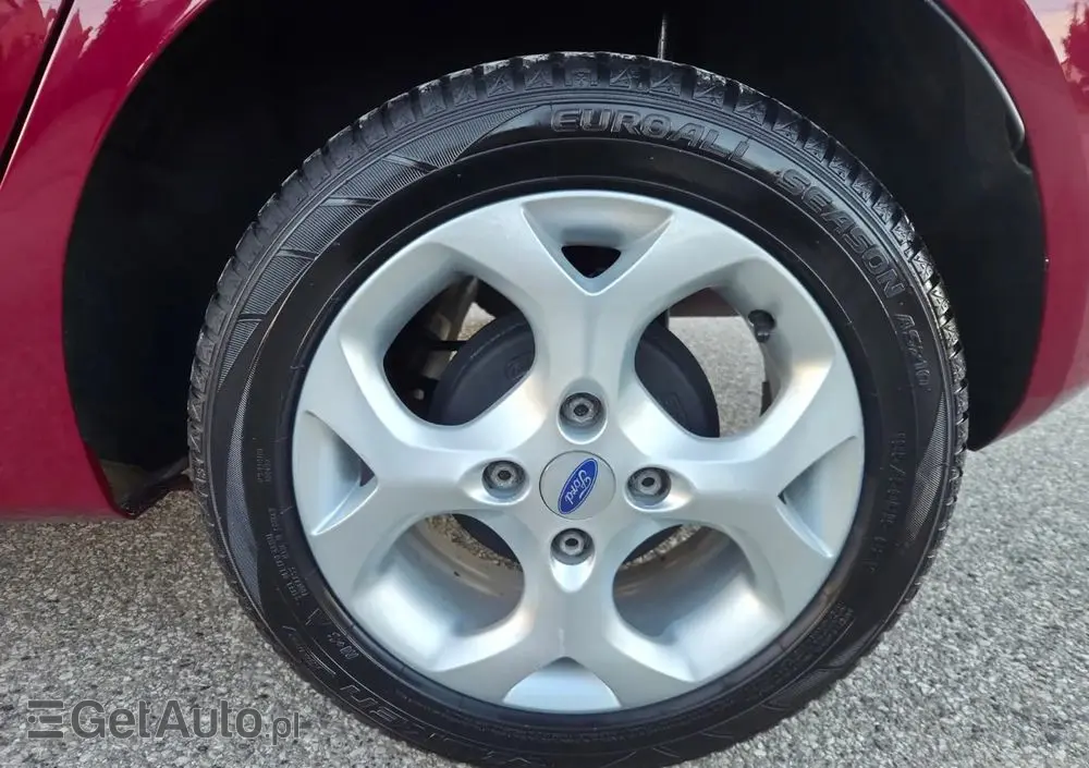 FORD Fiesta 1.4 Champions Edition