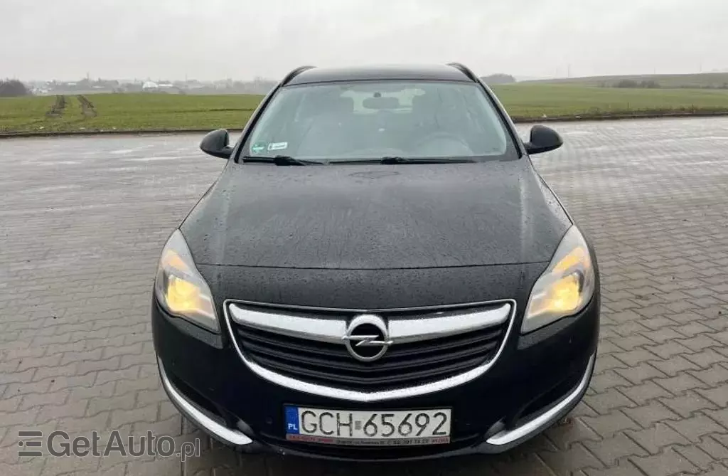 OPEL Insignia 