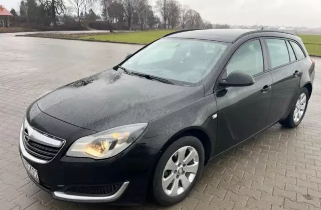 OPEL Insignia 