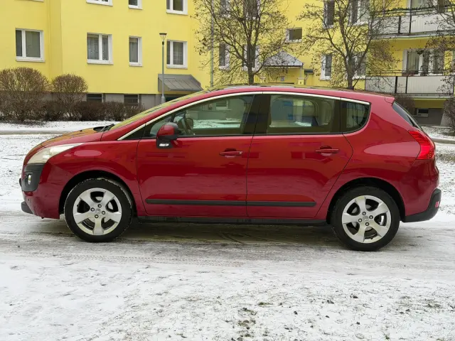 PEUGEOT 3008 Premium 120