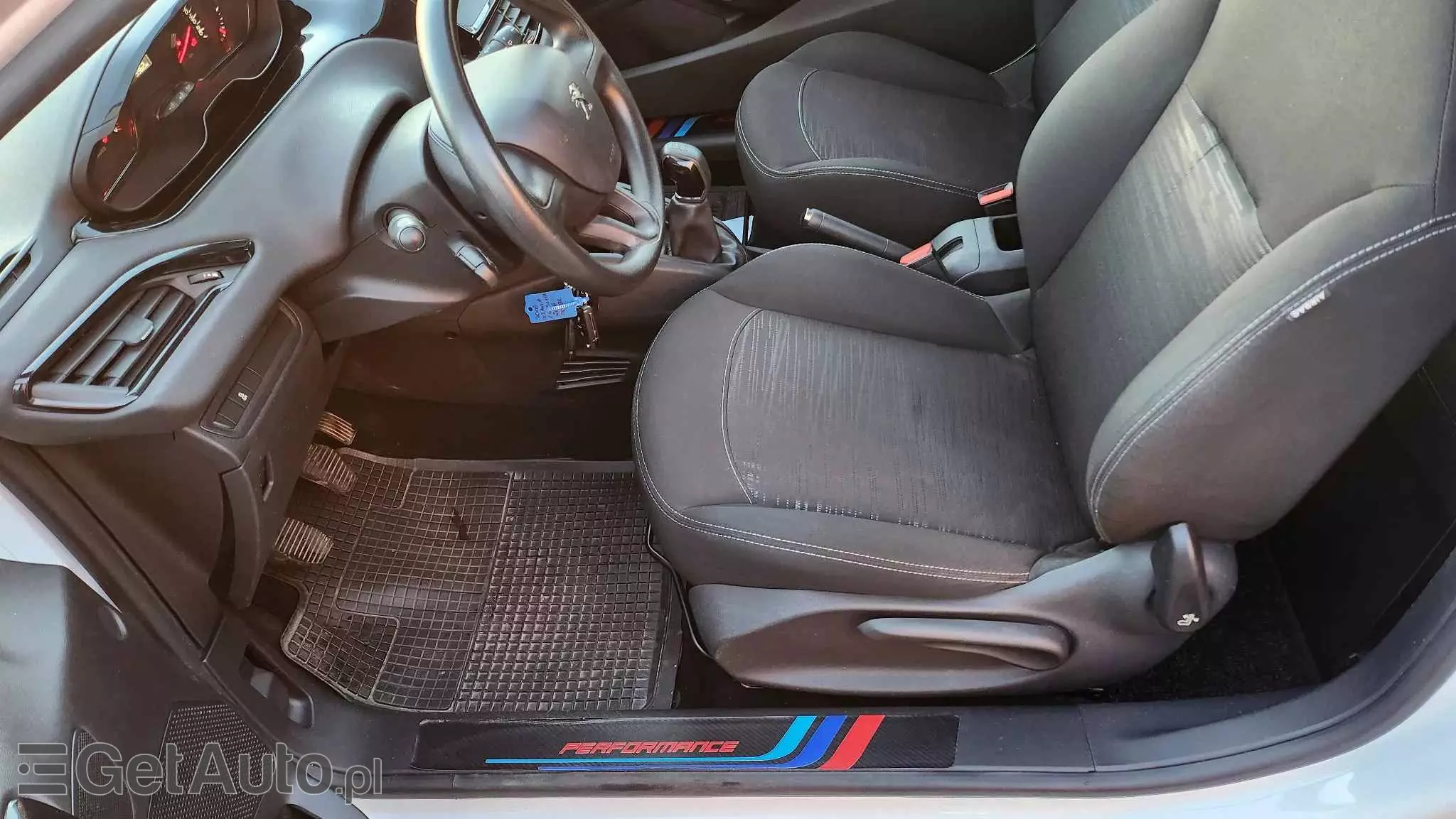 PEUGEOT 208 68 VTI Active