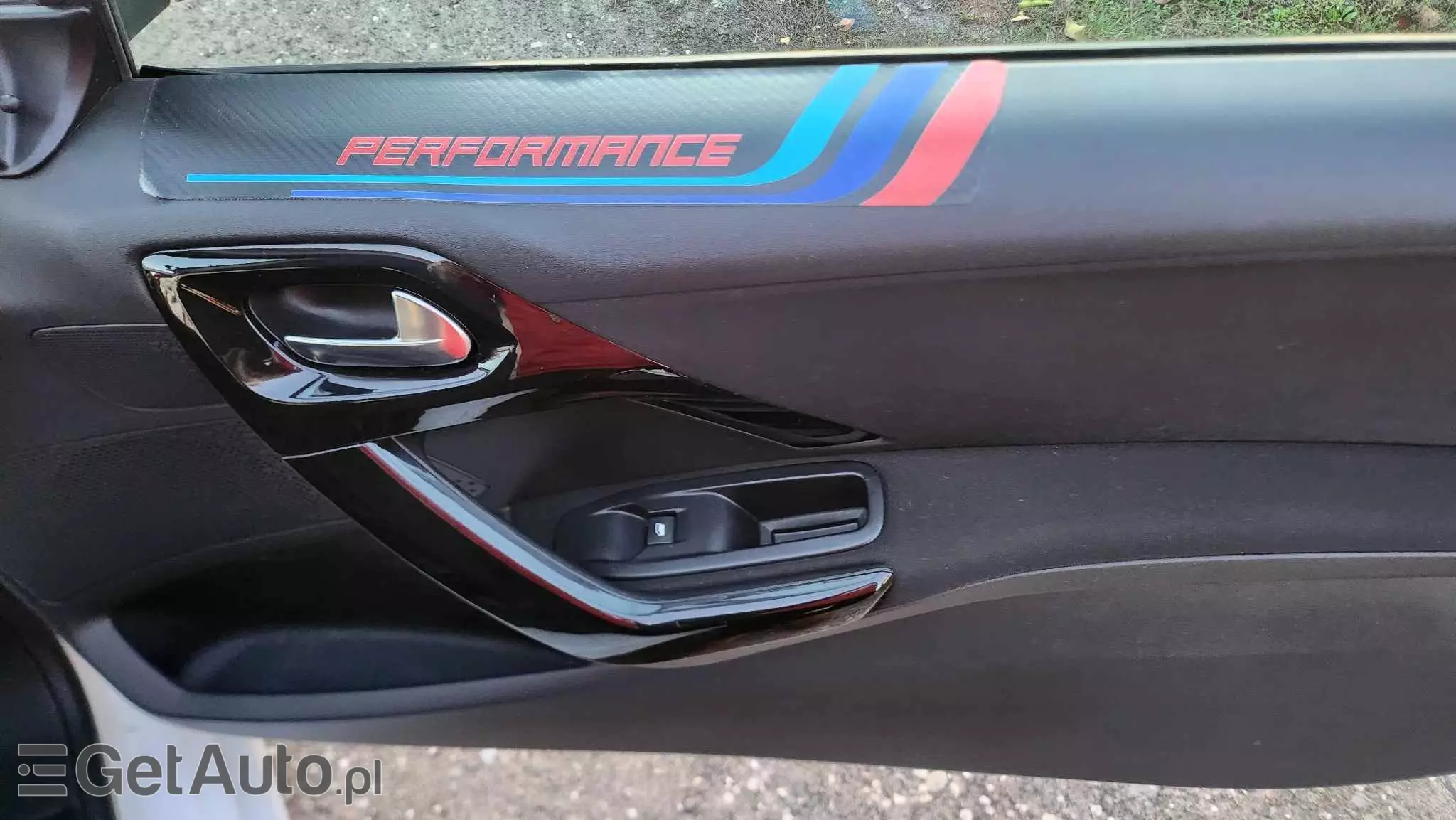 PEUGEOT 208 68 VTI Active