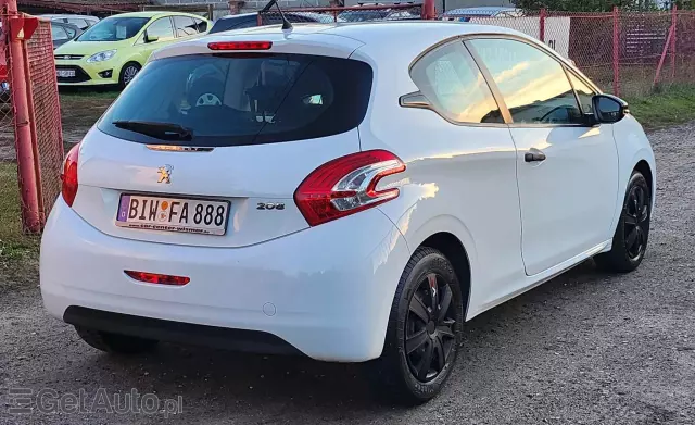 PEUGEOT 208 68 VTI Active