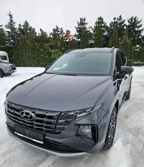 HYUNDAI Tucson 