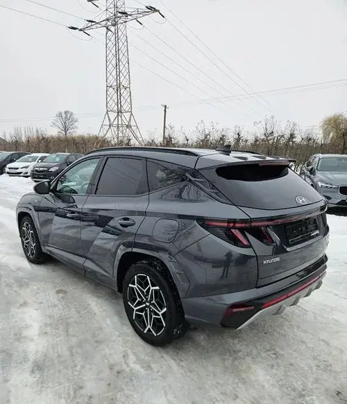 HYUNDAI Tucson 